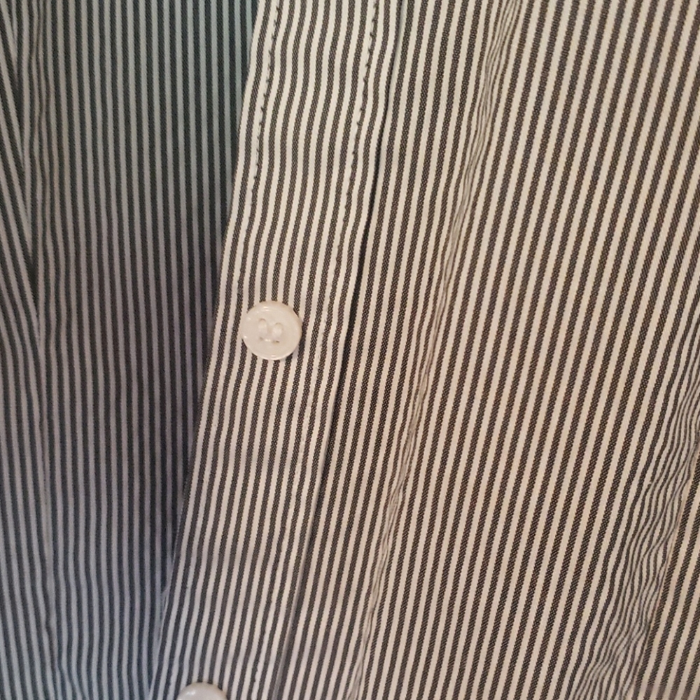 H&M Button Up - Picture 3 of 3